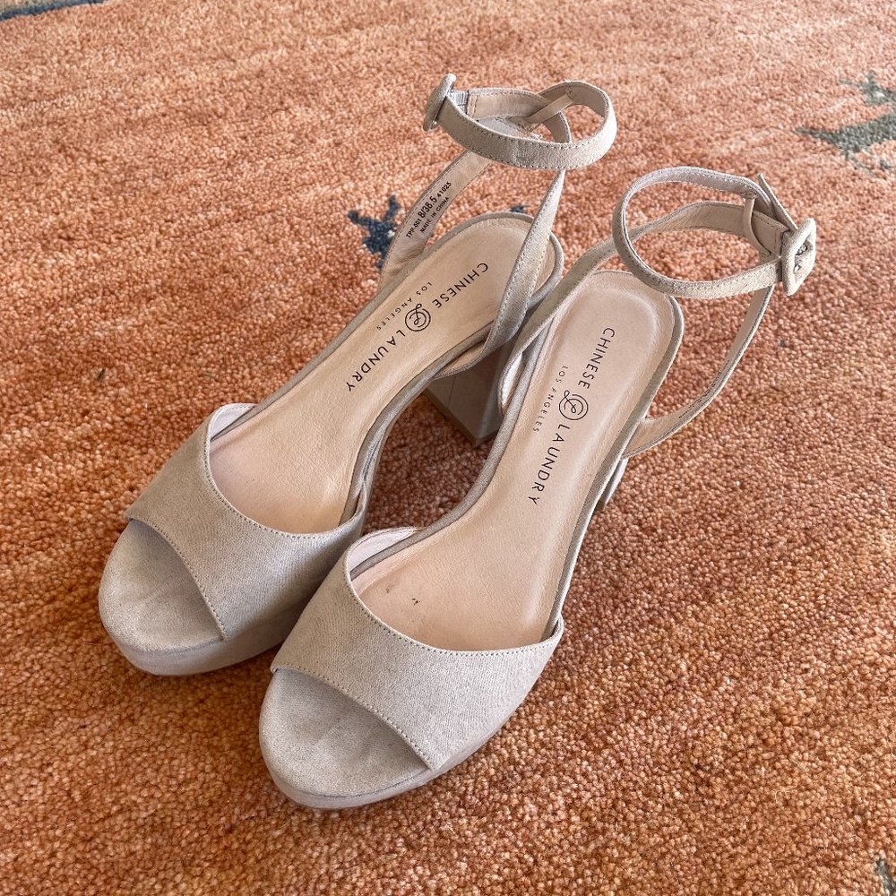 THERESA PLATFORM SANDAL - Smoked Grey Size 8